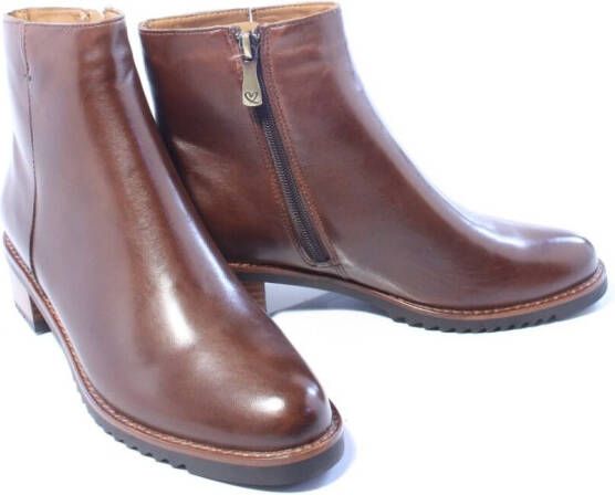 EVERYBODY Enkellaarsjes Dames Belport Maat: 44 Materiaal: Leer Kleur: Bruin