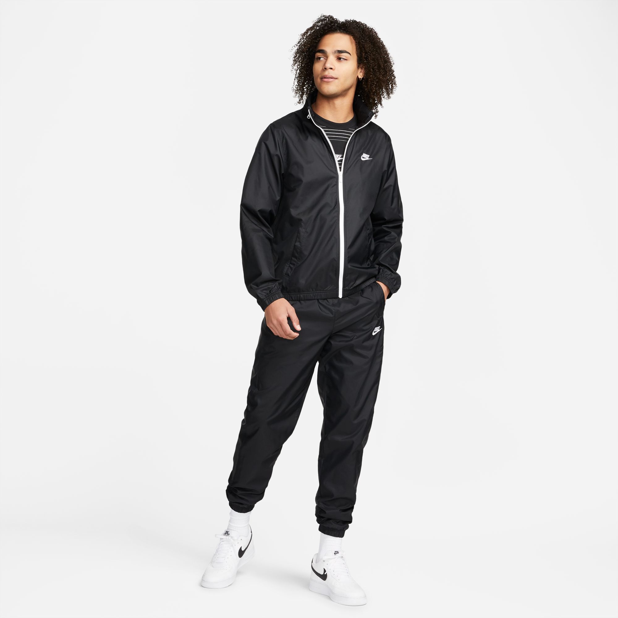 NikeNike Sportswear Club Men's Lined Woven Track Suit