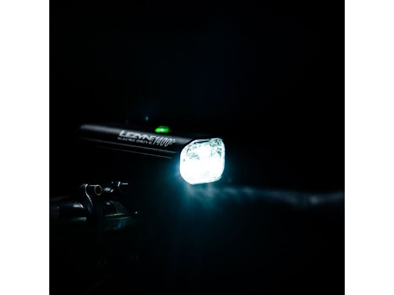 Lezyne Velolampe Macro Drive 1400  Front 1400 lm Fahrradlampe