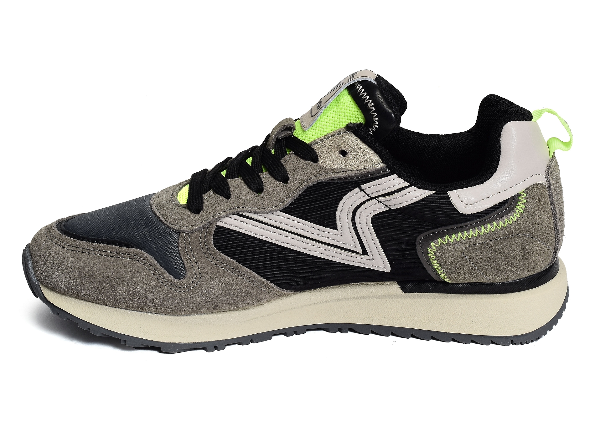 8802102 taupe