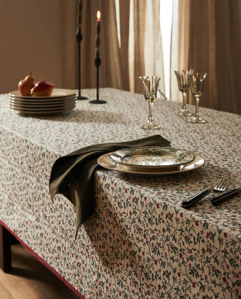TOALHA DE MESA DE ALGODÃO COM ESTAMPA DE VINHAS DE NATAL