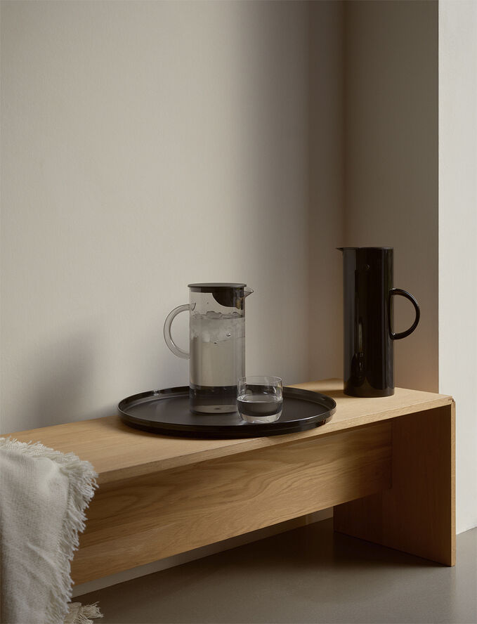 Stelton EM77 kande med låg 1.5 l. smoke Abs plast