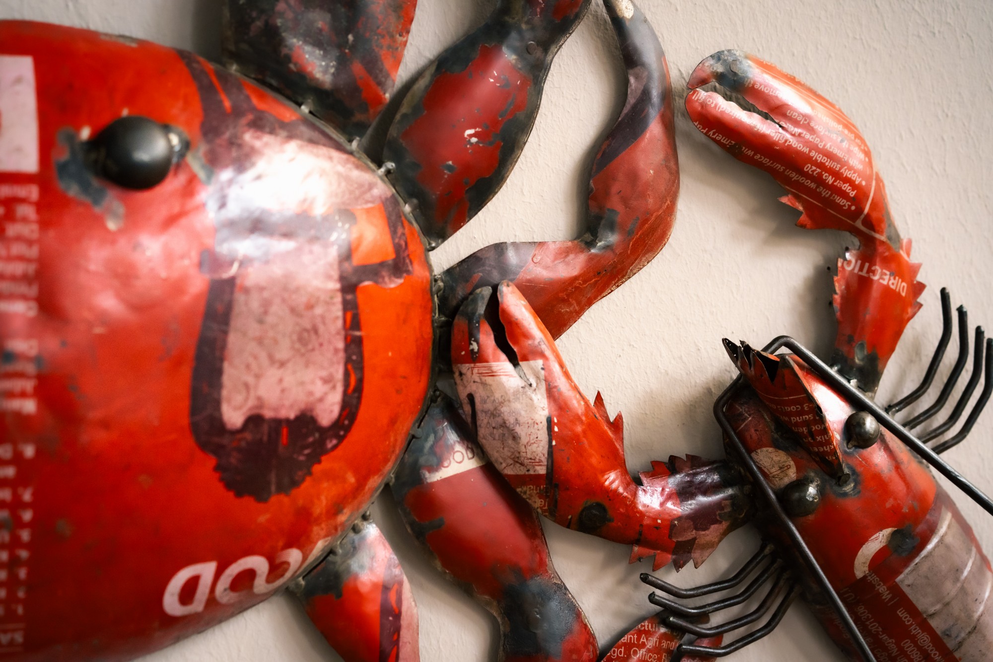Wanddeko 'Hummer' M, rot, H 43 cm, B 30 cm, L 7 cm von fischer's lagerhaus