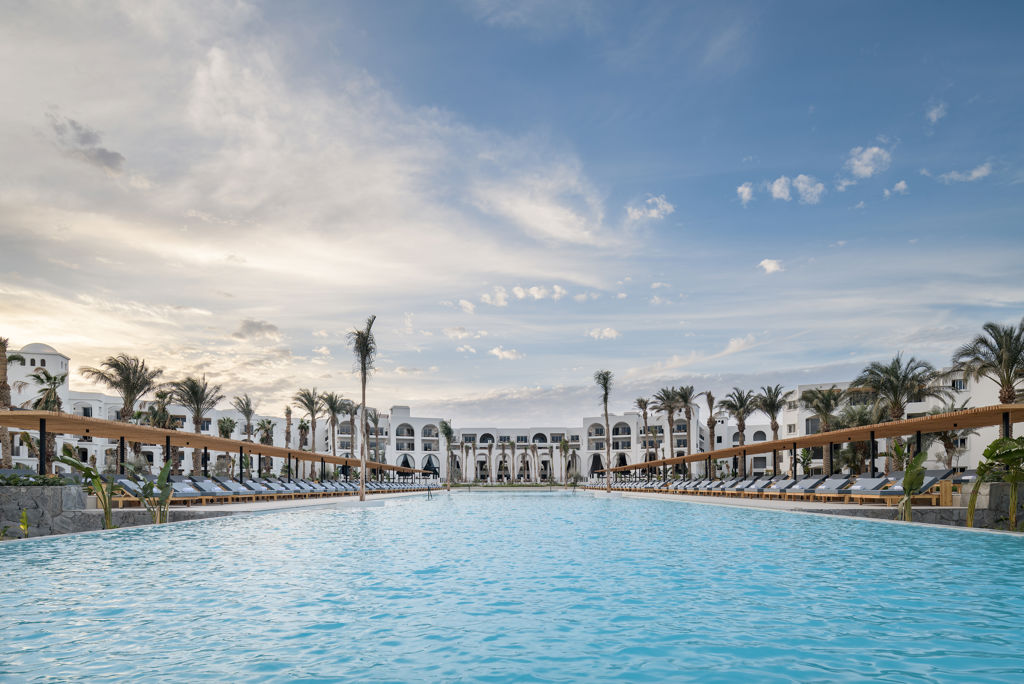 Serry Beach Resort All Inclusive - Hotel