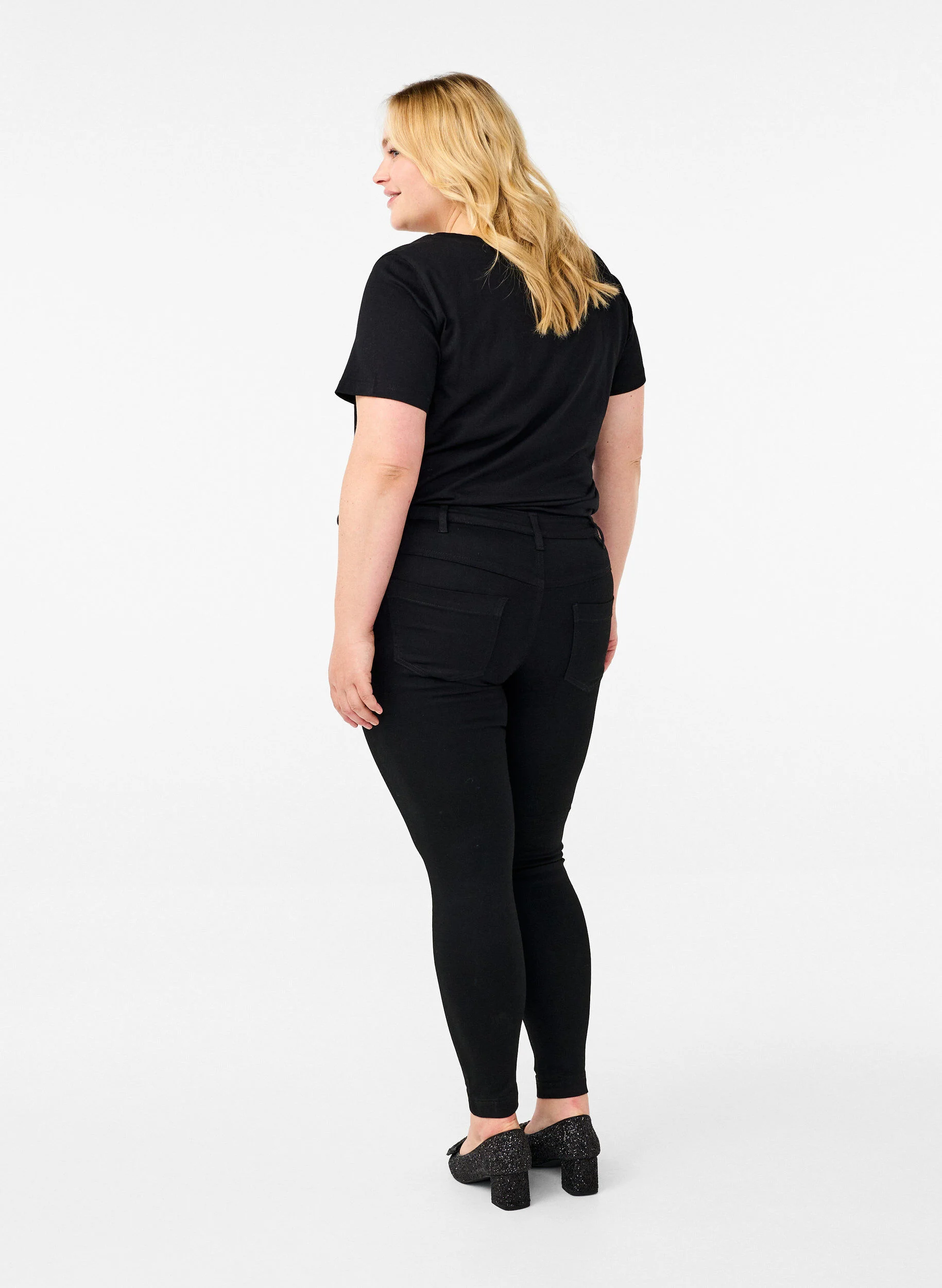 Super slim Amy jeans med broderidetalje