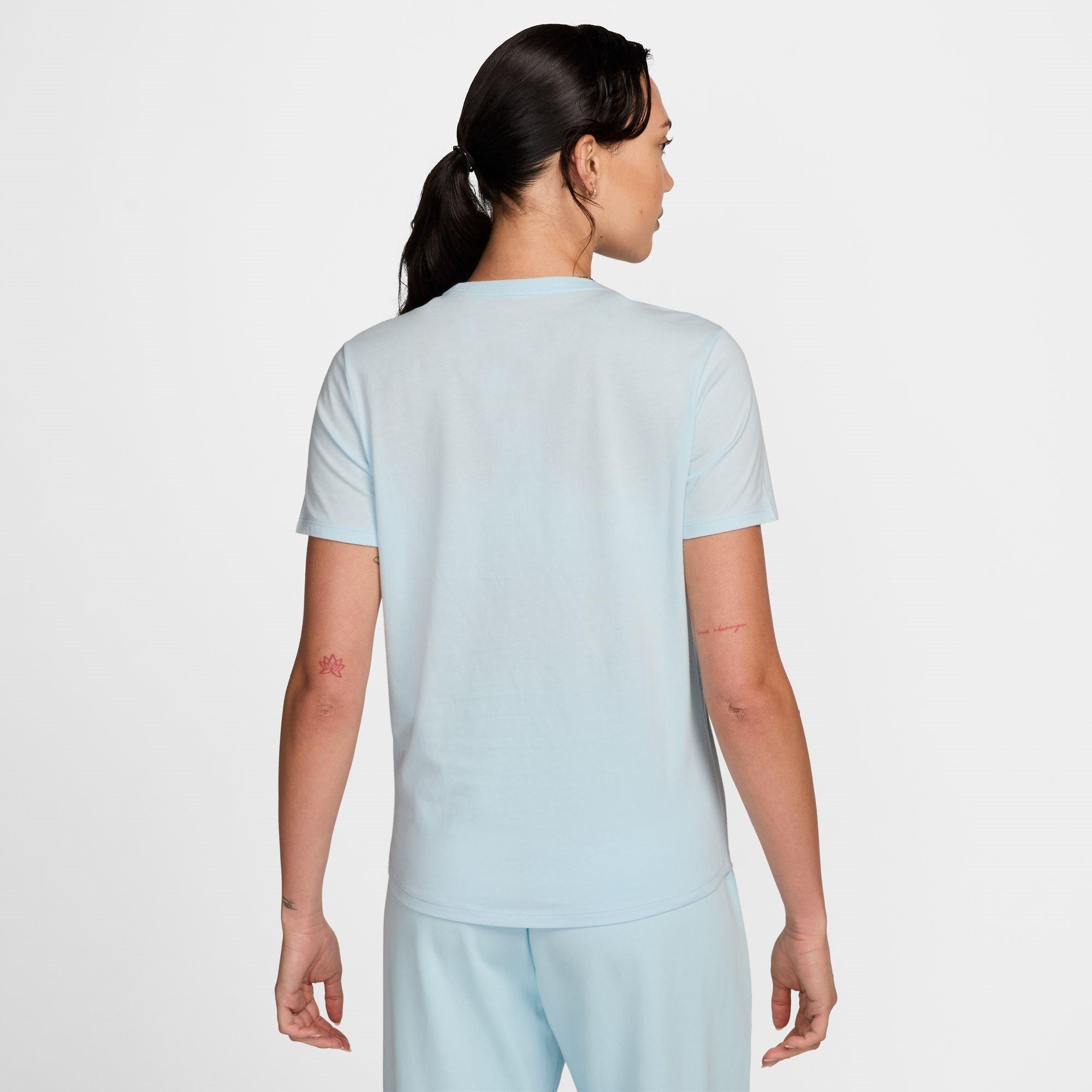 Nike Sportswear Womens Club T Shirt