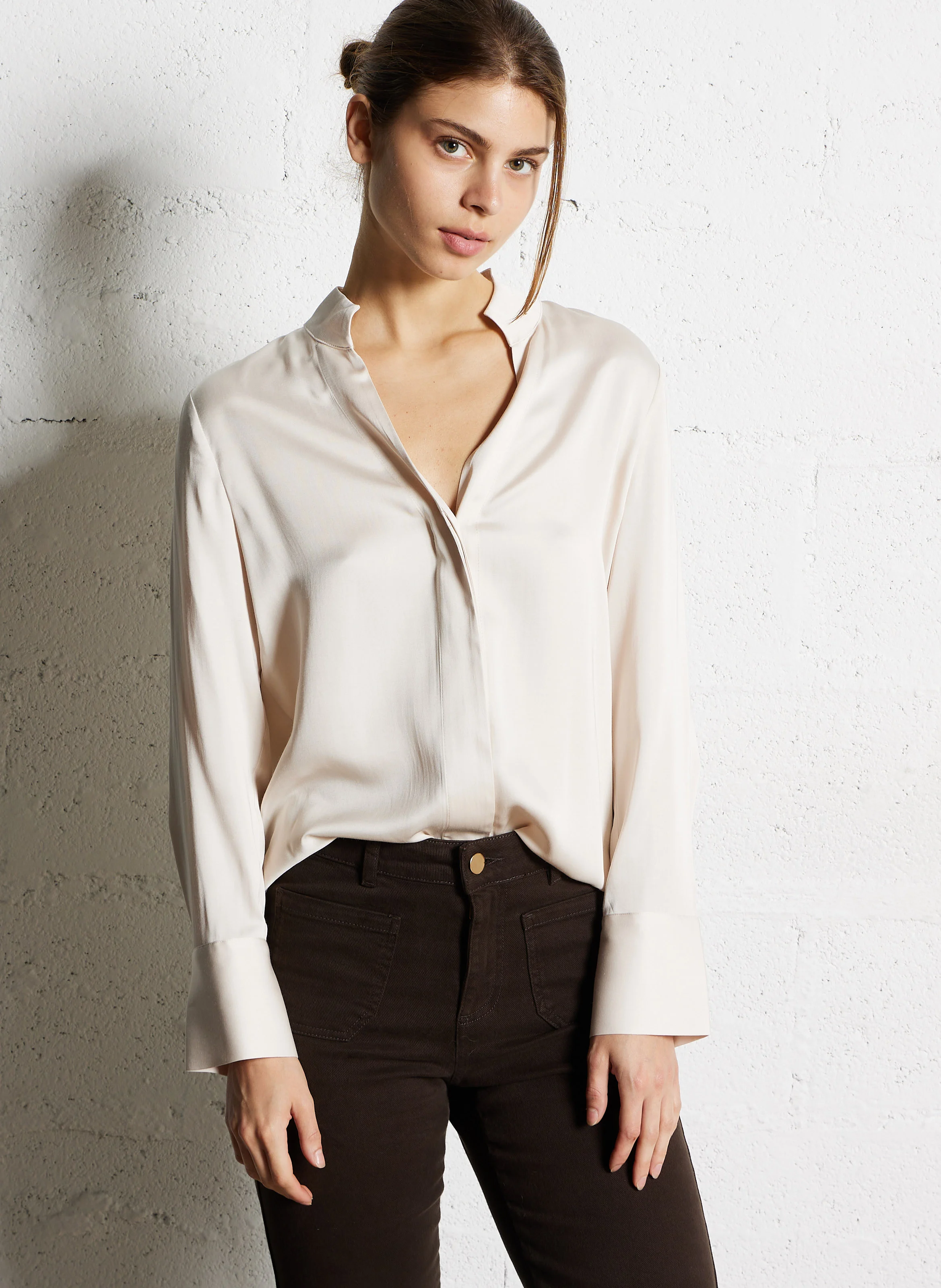 BASILE - Blouse à col tunisien en satin| Beige