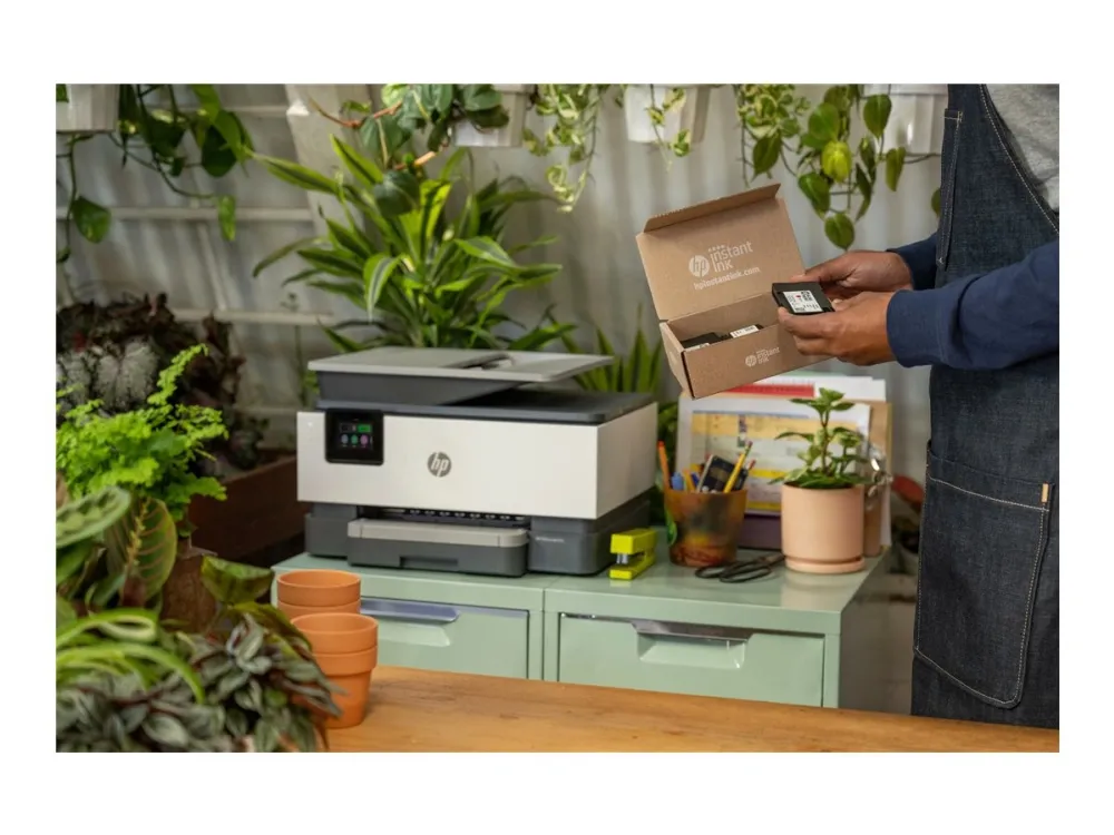 HP Officejet Pro 9122e All-in-One - Multifunktionsprinter - farve - blækprinter - Legal (216 x 356 mm) (original) - A4/Legal (medie) - op til 21 spm (kopiering) - op til 22 spm (udskriver) - 250 ark - 33.6 Kbps - Wi-Fi(ac), LAN, USB 2.0, USB 2.0 vært