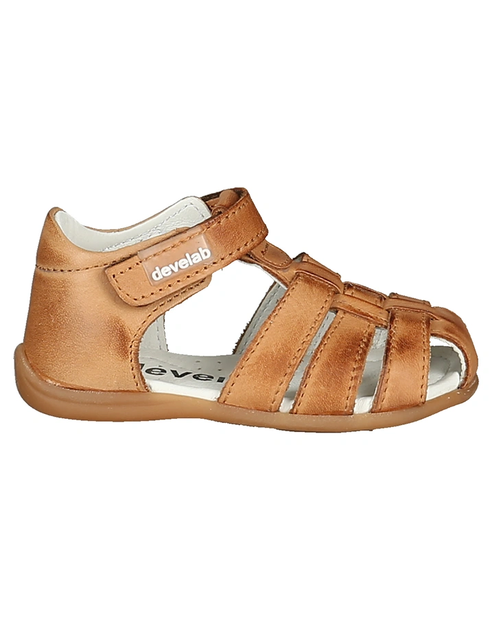 Lauflernsandalen DEVE mit Zehenschutz in cognac