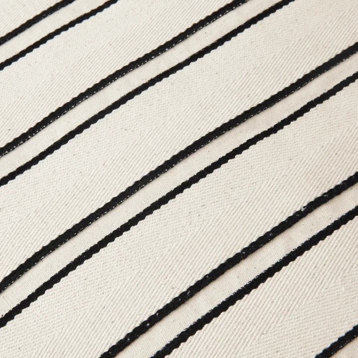 Ferm Living - Twill Nackenrolle, 60 cm, kaschmir / schwarz