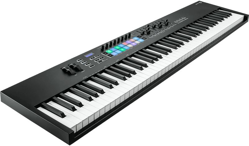 Novation - Launchkey 88 MK3 - MIDI-controller - Zwart