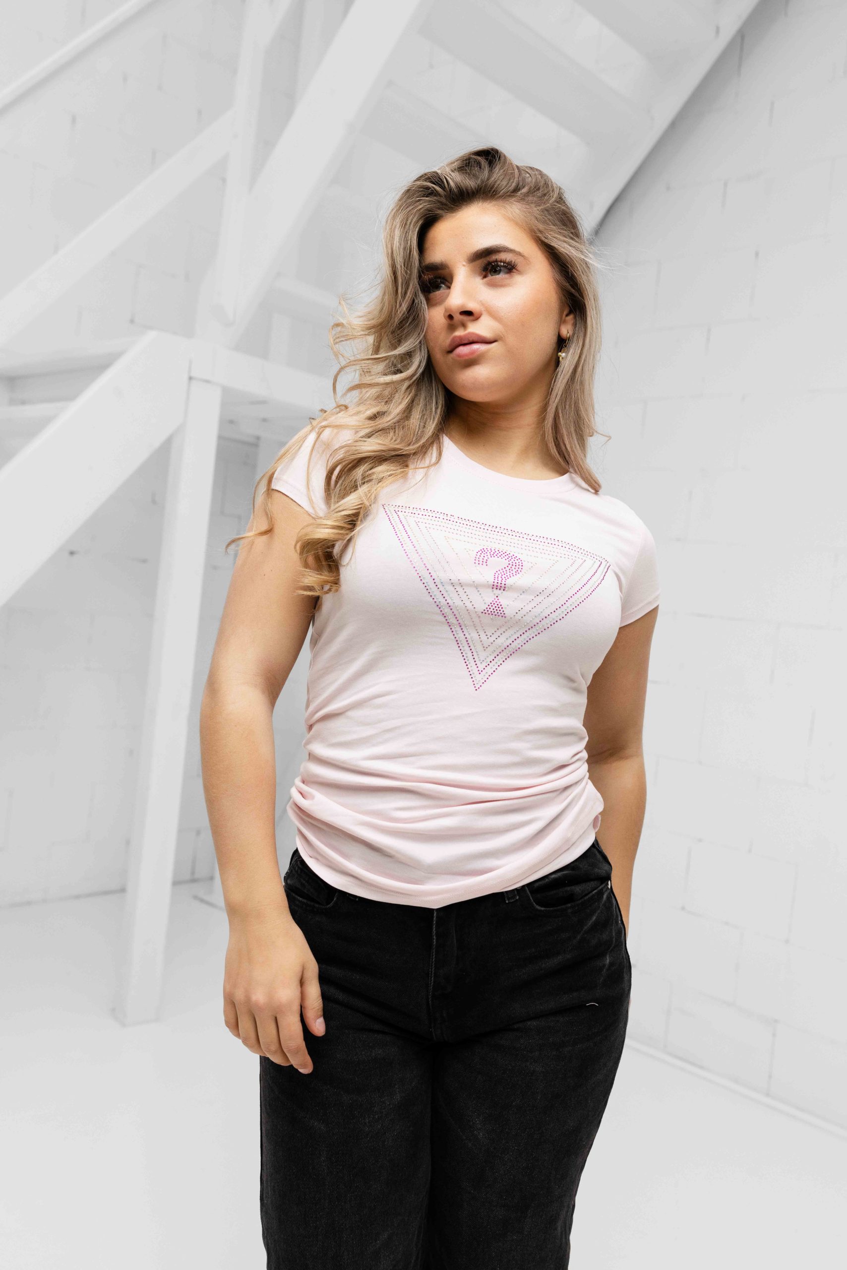 Guess Triangle Ombre R3 T-Shirt Dames Roze
