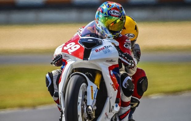 Motorrad-Renntaxi in Oschersleben als Geschenkidee