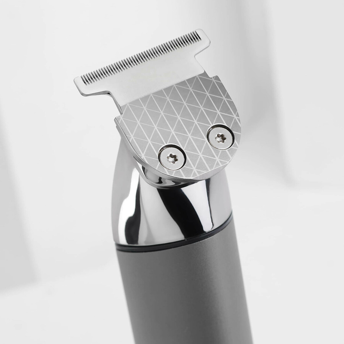 Aparador de barba BABYLISS Super-X Metal Series T996E