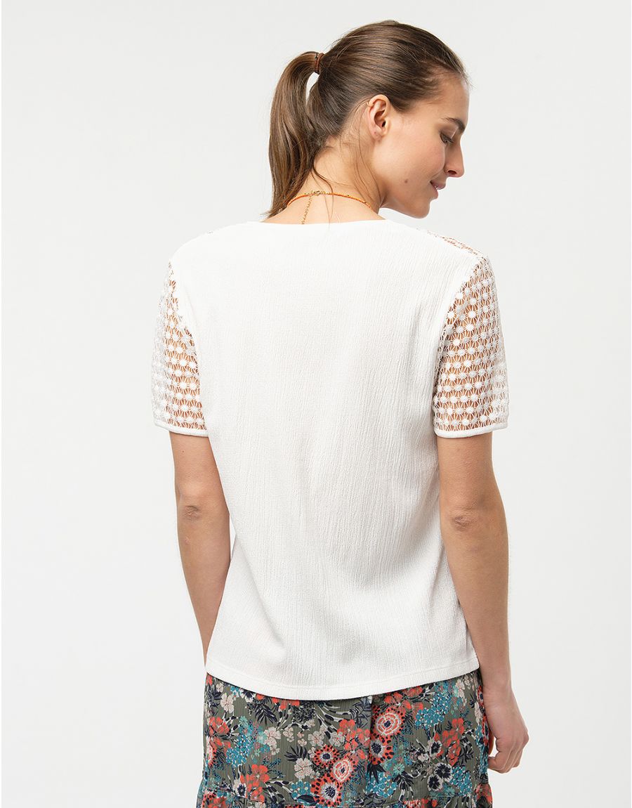 Top écru ajouré chic
