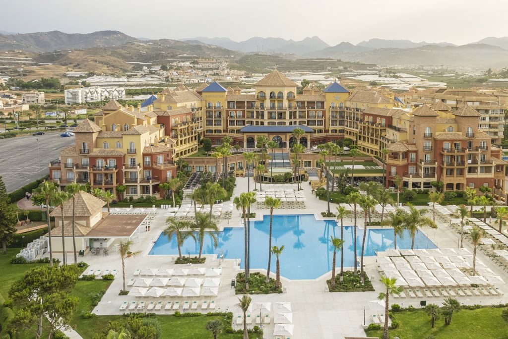 Fly & Go Iberostar Waves Malaga Playa Halfpension - Aparthotel