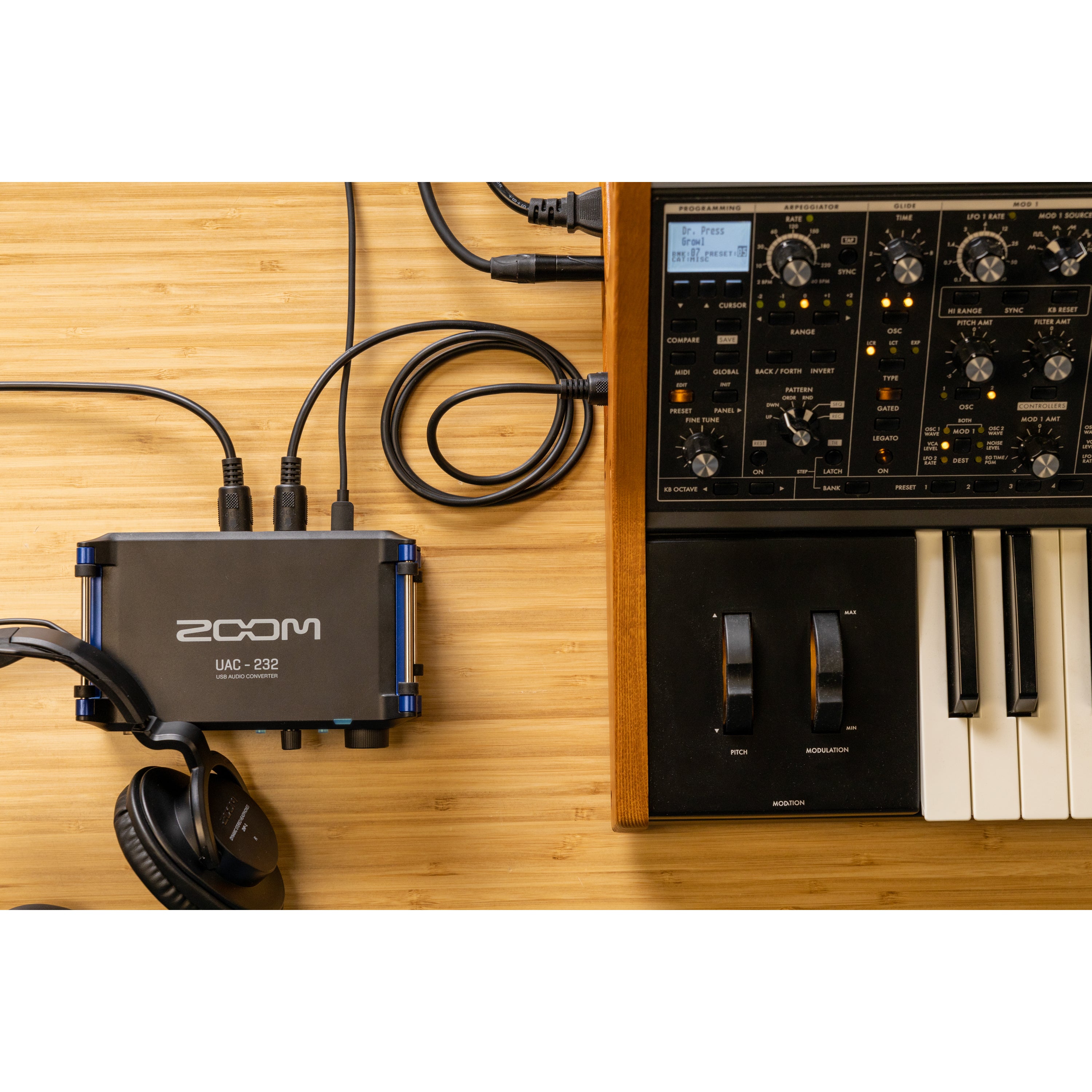 Zoom UAC-232 32-bit audio interface