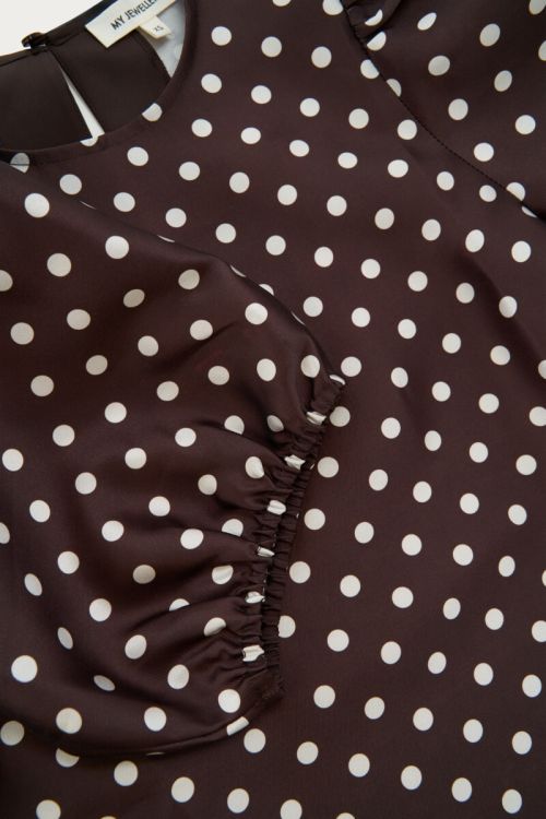 Bruine polkadot top met korte pofmouwen