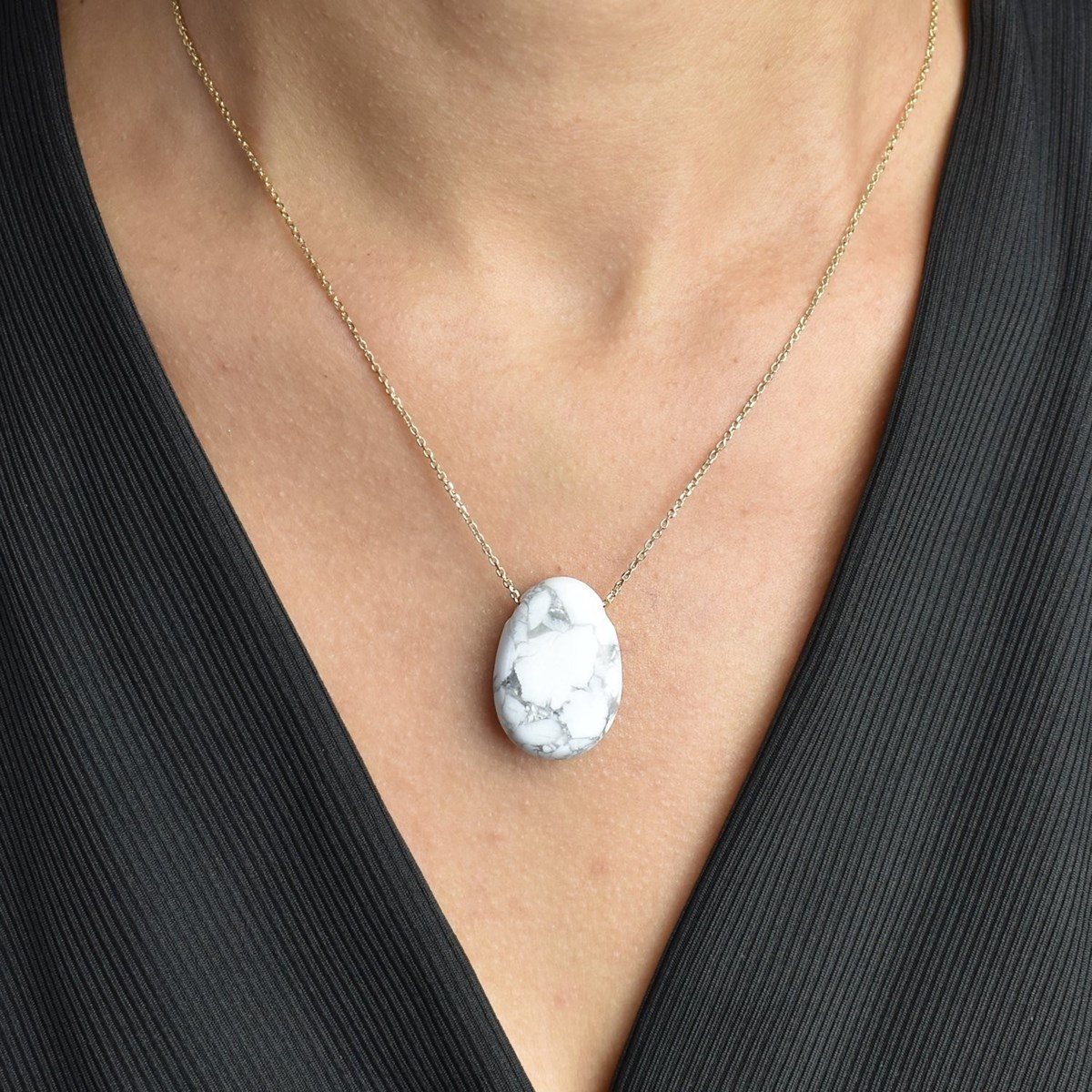 Collier pierre naturelle Howlite effet marbré Plaqué OR 750 3 microns