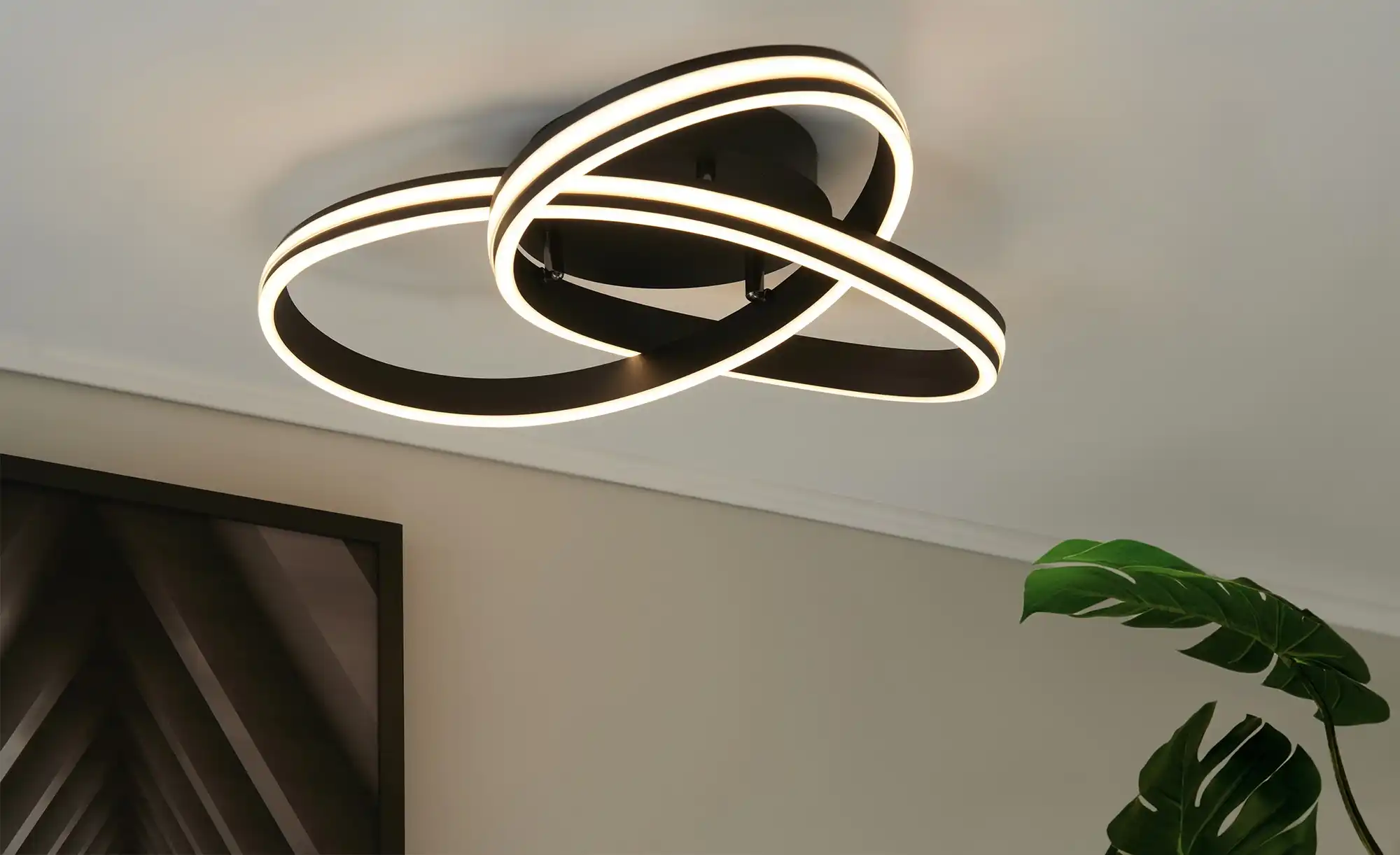 Trio LED-Deckenleuchte, schwarz, ´gedreht´
