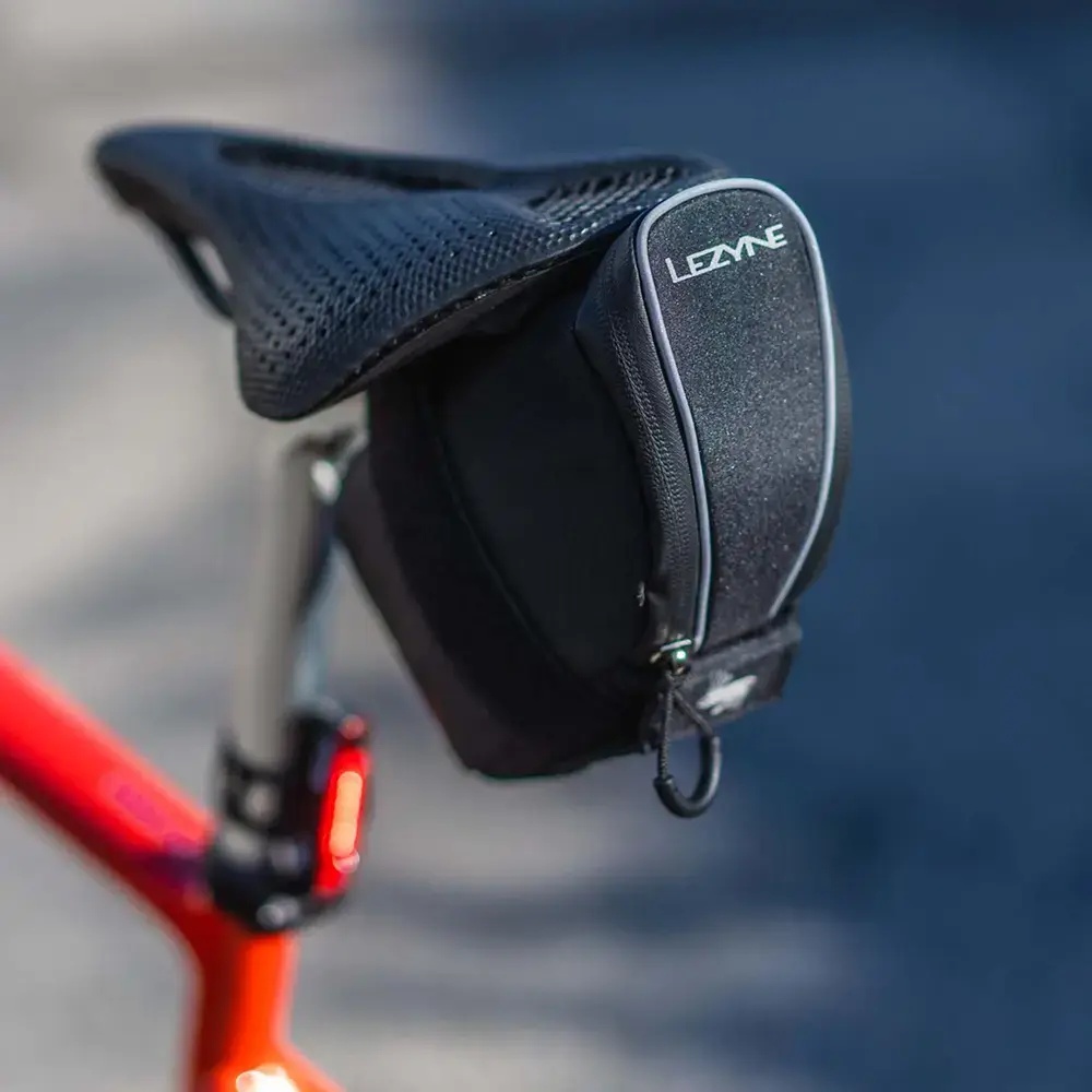 Lezyne Micro Caddy S Zadeltas Zwart