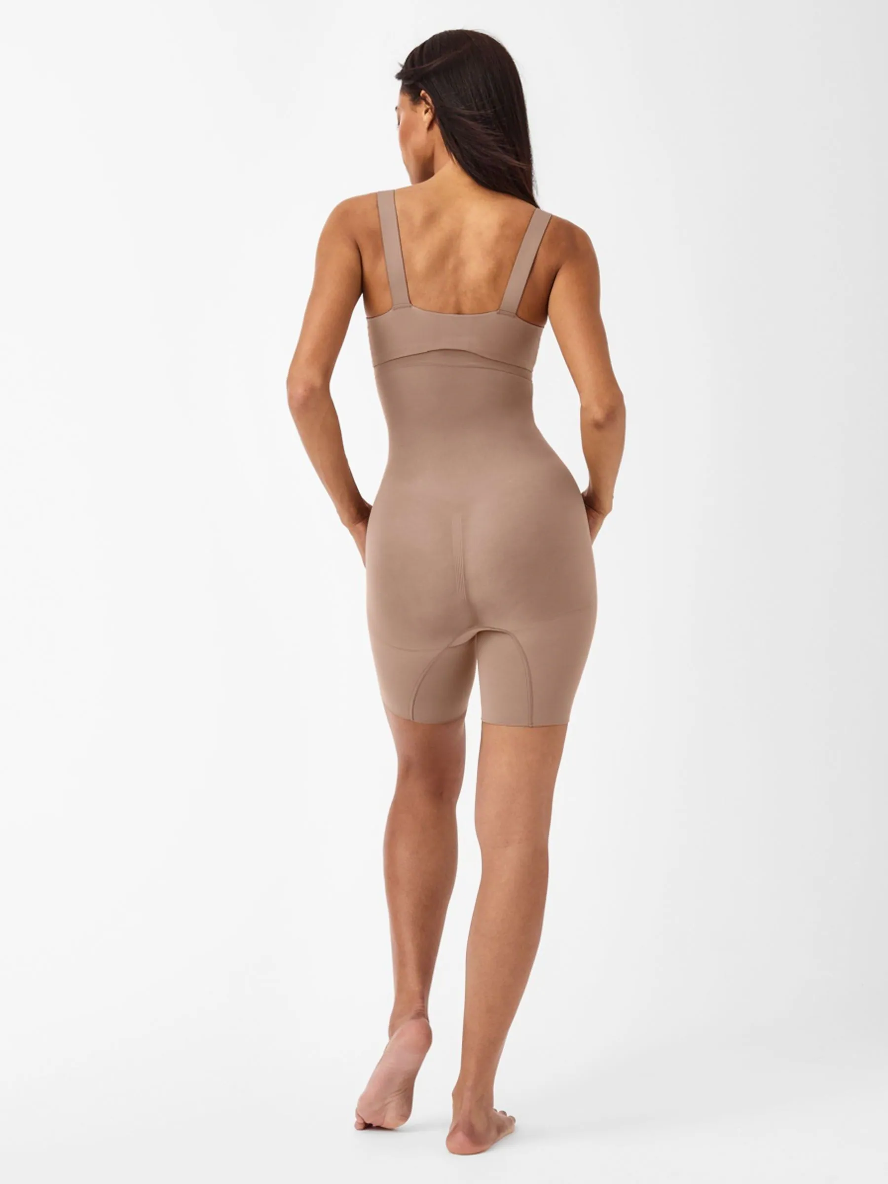 Cafe Au Lait - SPANX SPANXsculpt™ Naadloze Power Mid-Thigh Short