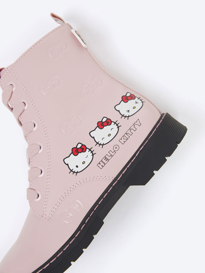 Bota Hello Kitty ©Sanrio de couro envernizado - Rosa