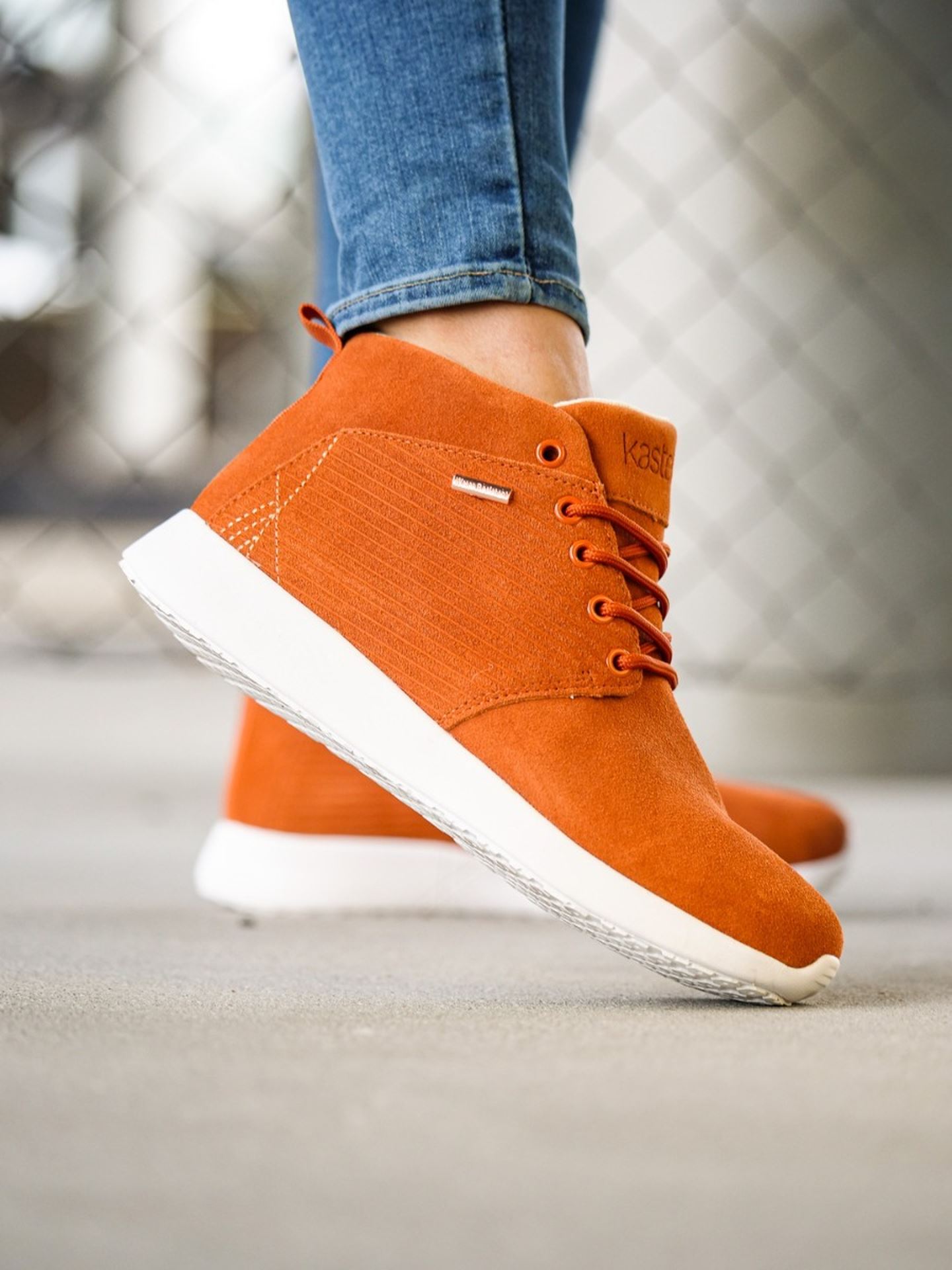 Madla WR Leather