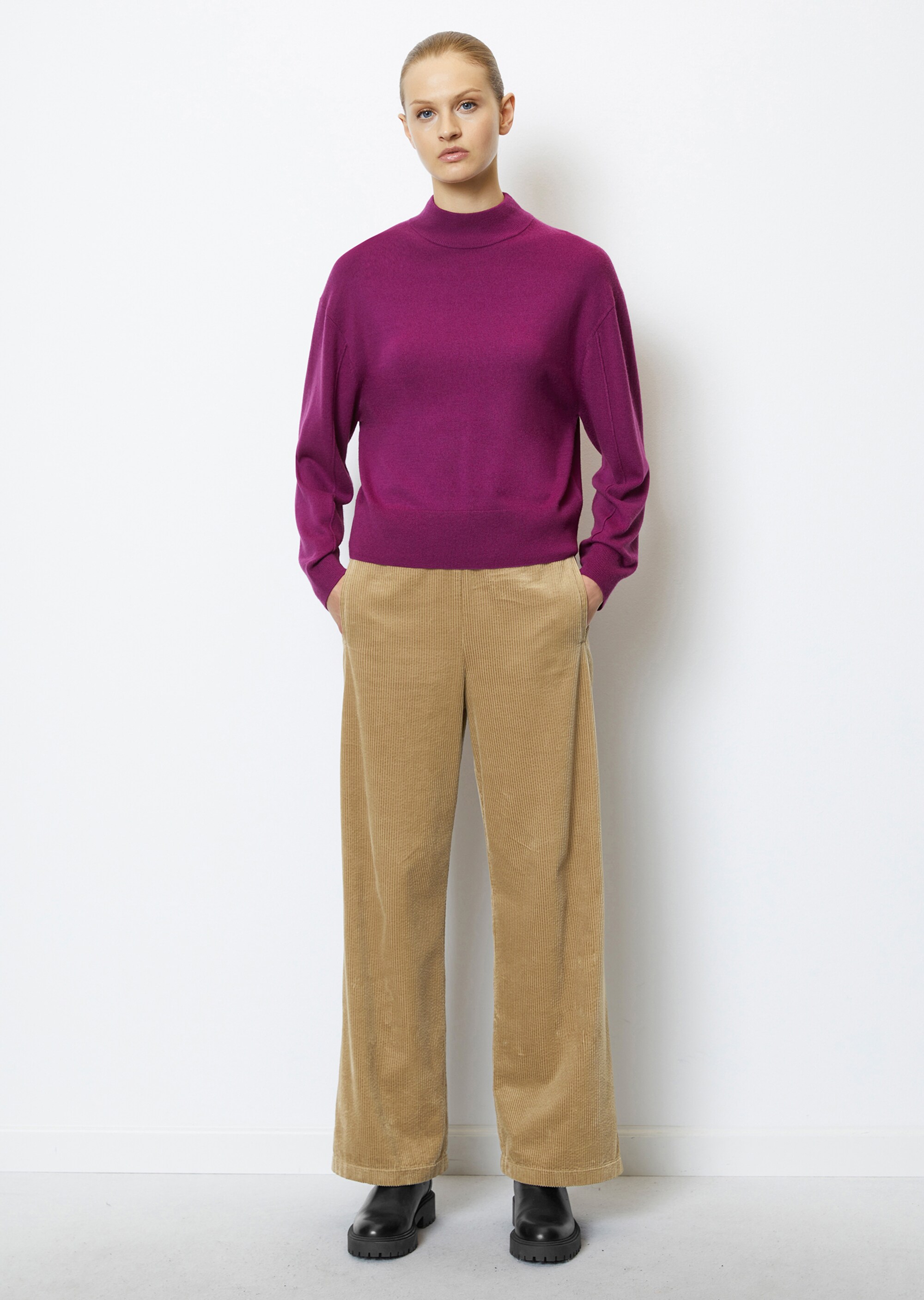 Turtleneck-Pullover loose aus Schurwolle-Viskose-Mix