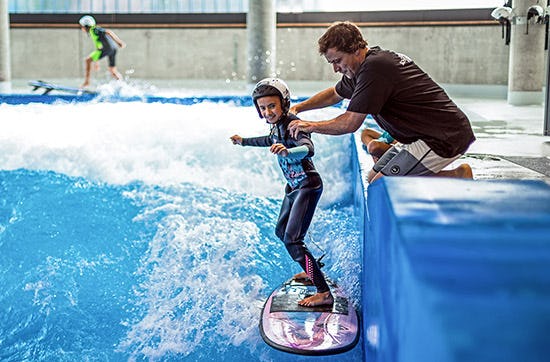 Indoor Surfkurs für Kinder - Arena München