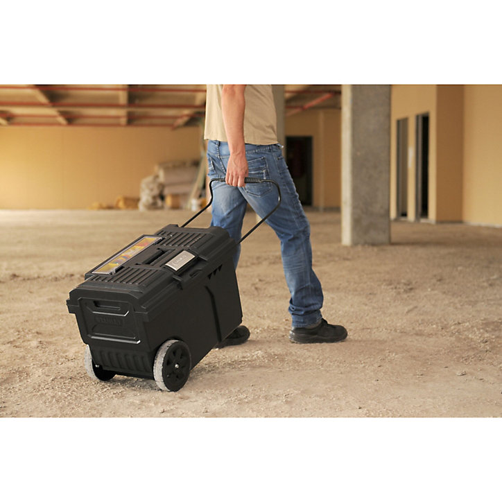 Coffre de chantier vide polypropylène cadenassable Stanley 38 cm