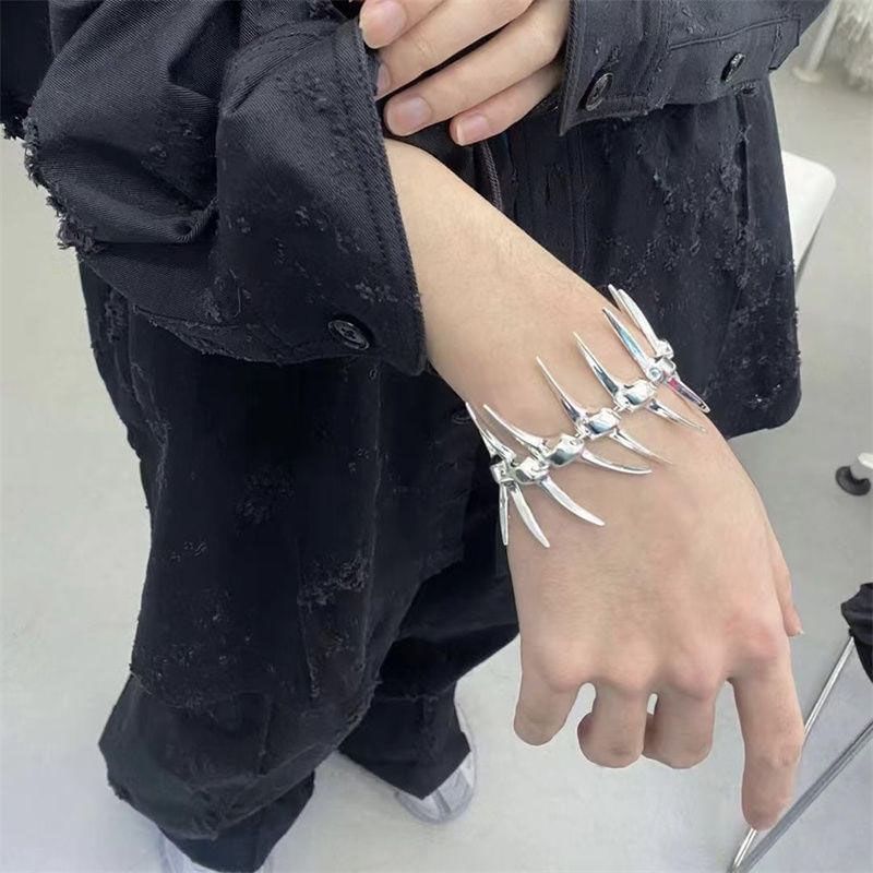 Lilafey - Visgraat Legering Armband