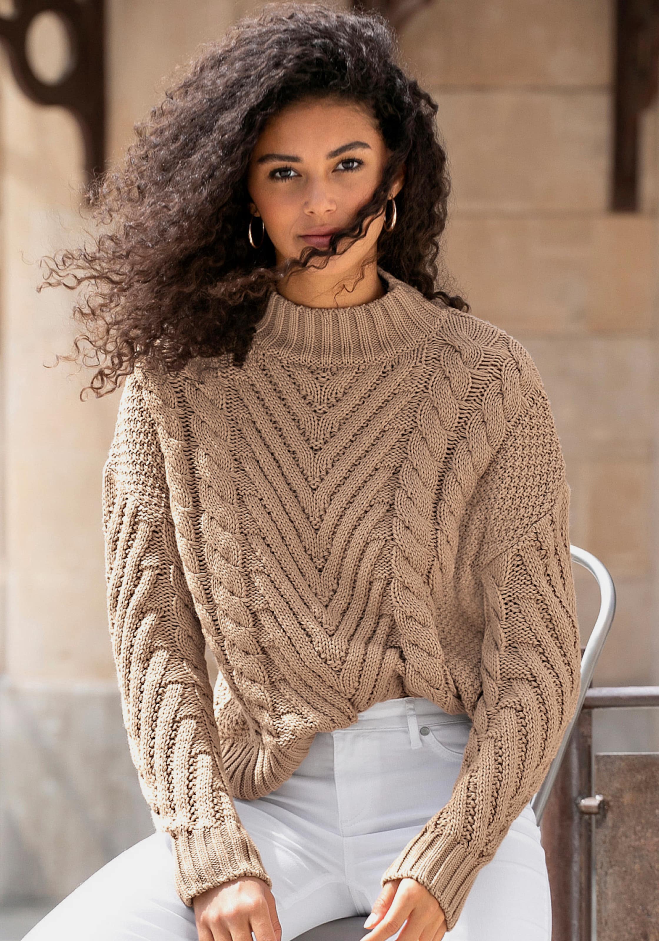 Stehkragenpullover