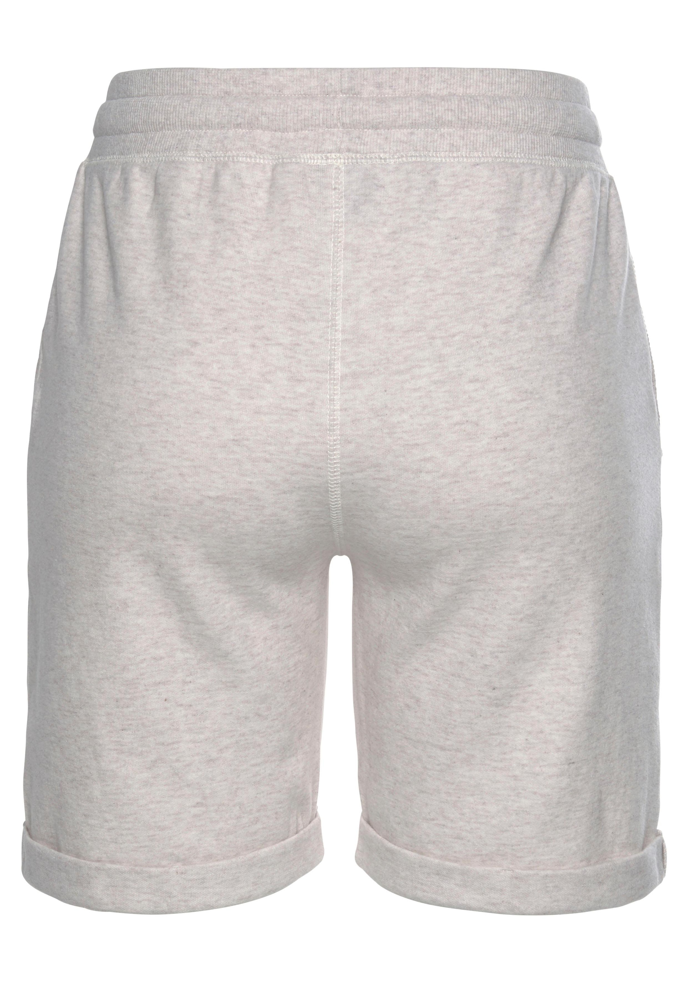 Bench. Loungewear Bermudas  mit aufgeschlagenen Beinsäumen und seitlichen Taschen, Loungewear