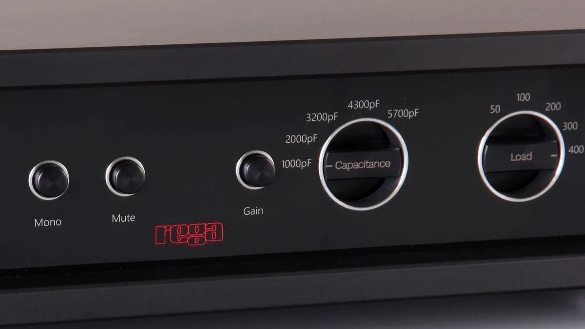 Rega Aura MC Préamplis phono