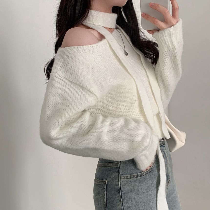 Rosesand - Lange mouwen, blote schouders, effen crop top met sjaal