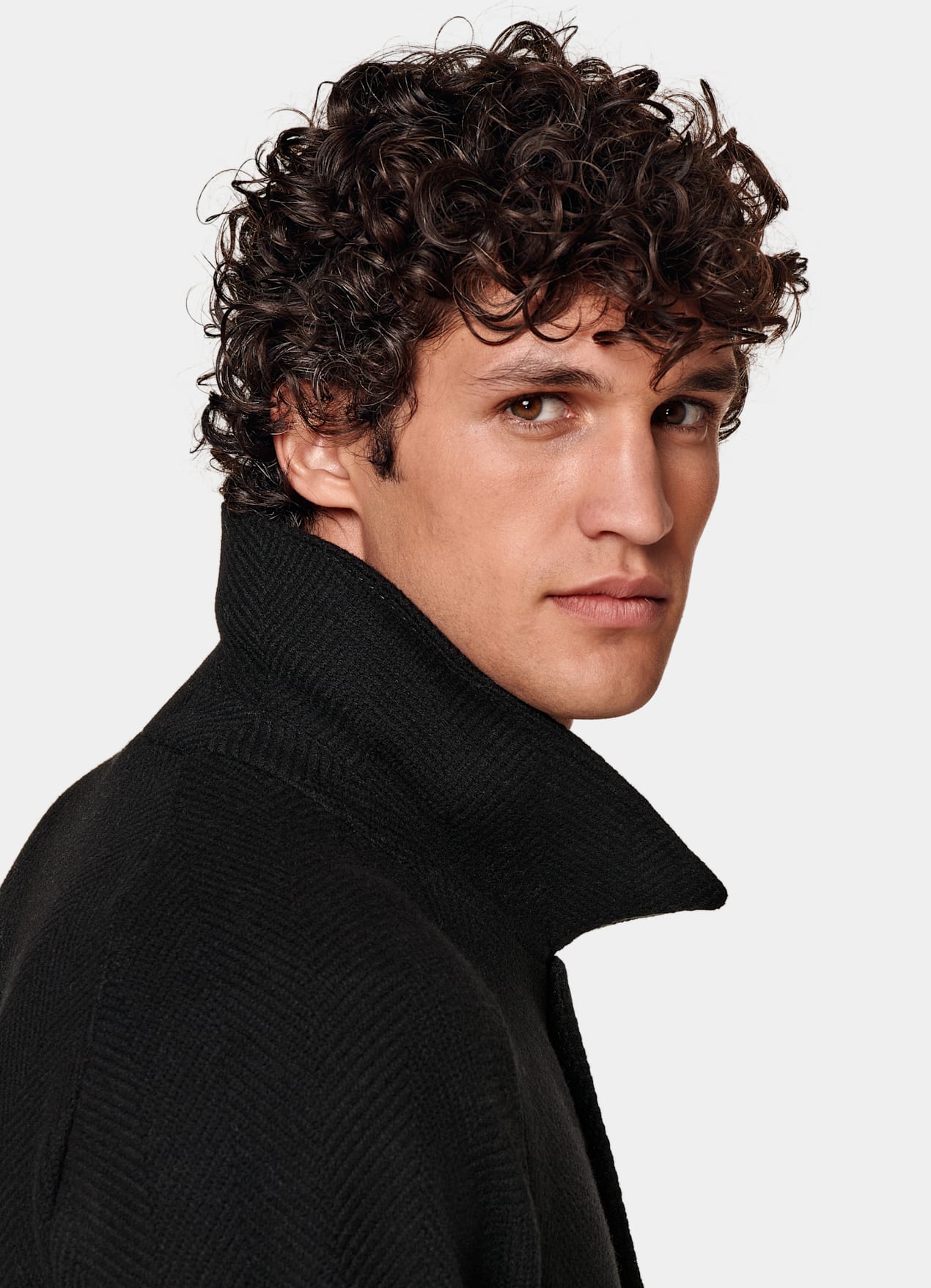 Manteau ceinturé noir à chevrons