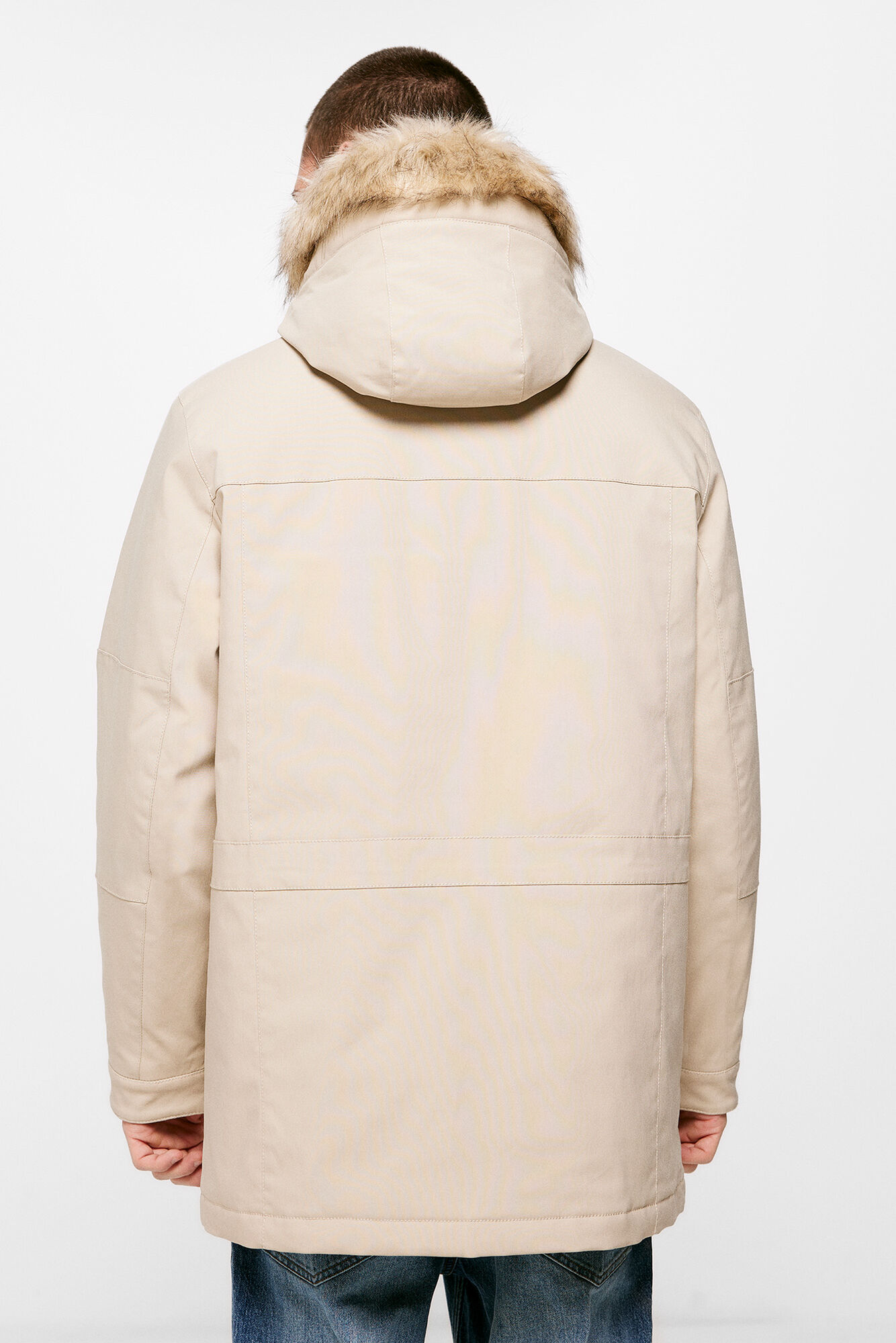 Parka técnica acolchoada em pele