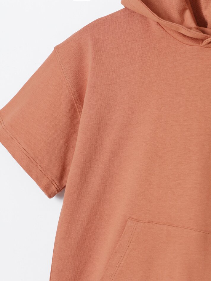 Camiseta com capuz - Tile