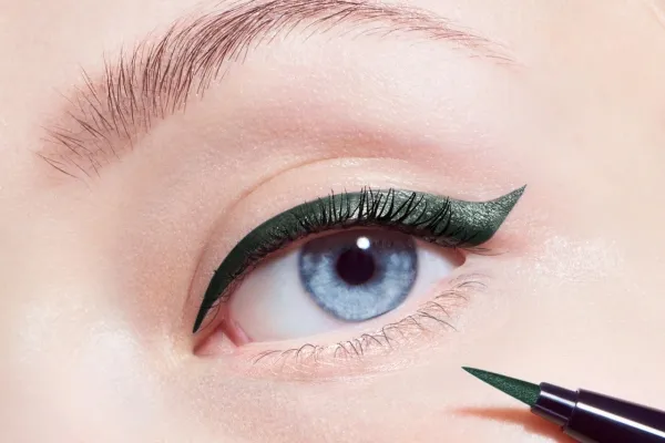 DIOR ON STAGE EYELINER WATERPROOF 386 PEARLY EMERALD 0,55ML