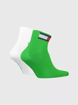 Pacote com 2 pares de meias cano curto com estampa de bandeira.