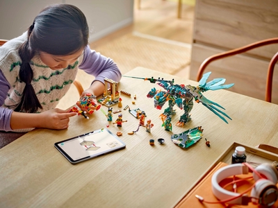 LEGO Negenkoppig beest (80056)