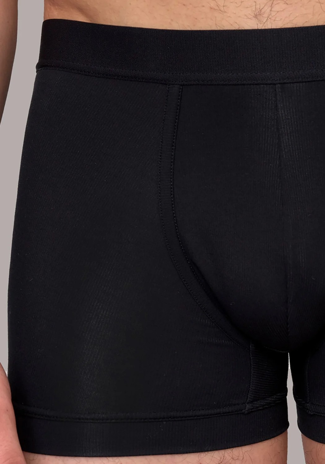 Moi Basics Trunk Black
