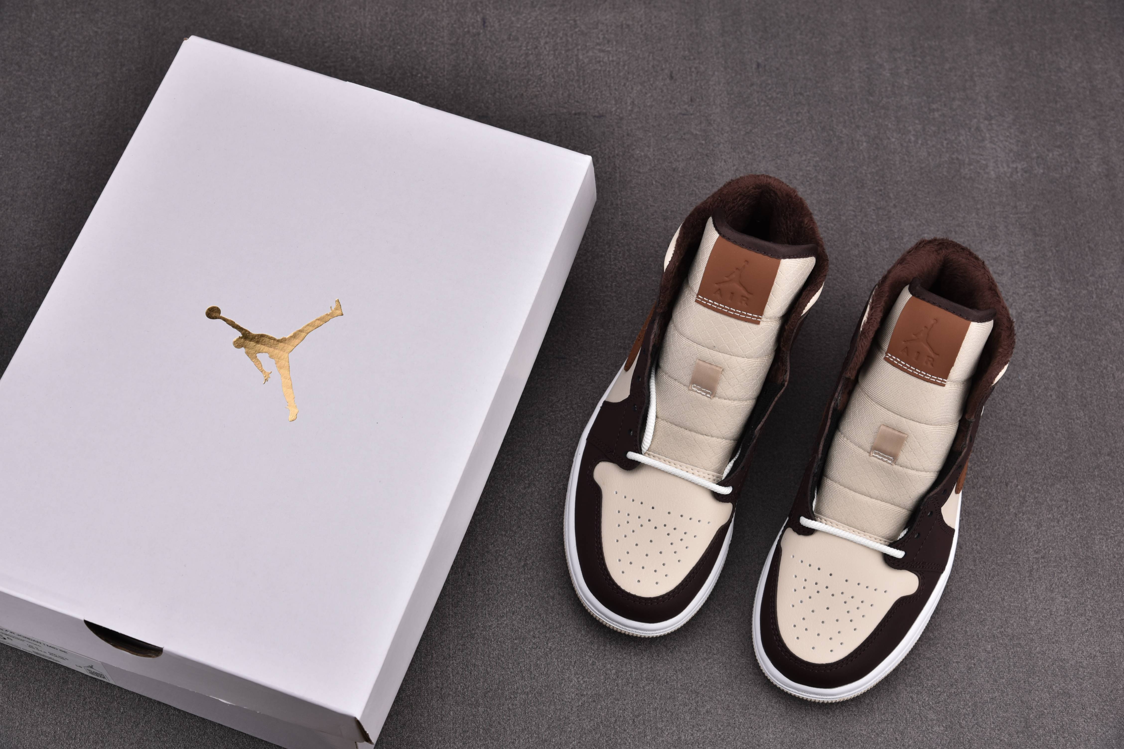Jordan 1 Mid SE Brown Basalt Oatmeal (Women Size!!)
