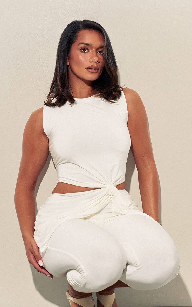 Blanc Combinaison Capri Moulante Shape Avec Détail Torsadé Ajouré