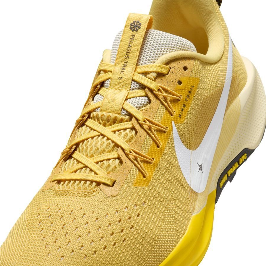 Nike Chaussures de Running Pegasus Trail 5 - Or/Blanc/Alabaster