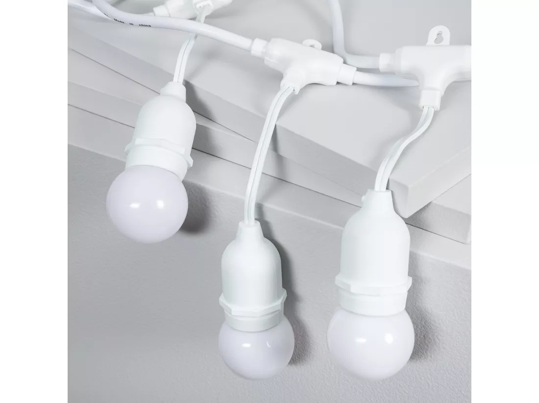 Kit Guirlande Waterproof 5.5m Blanche + 8 Ampoules LED E27 G45 3W de Couleurs Blanc
