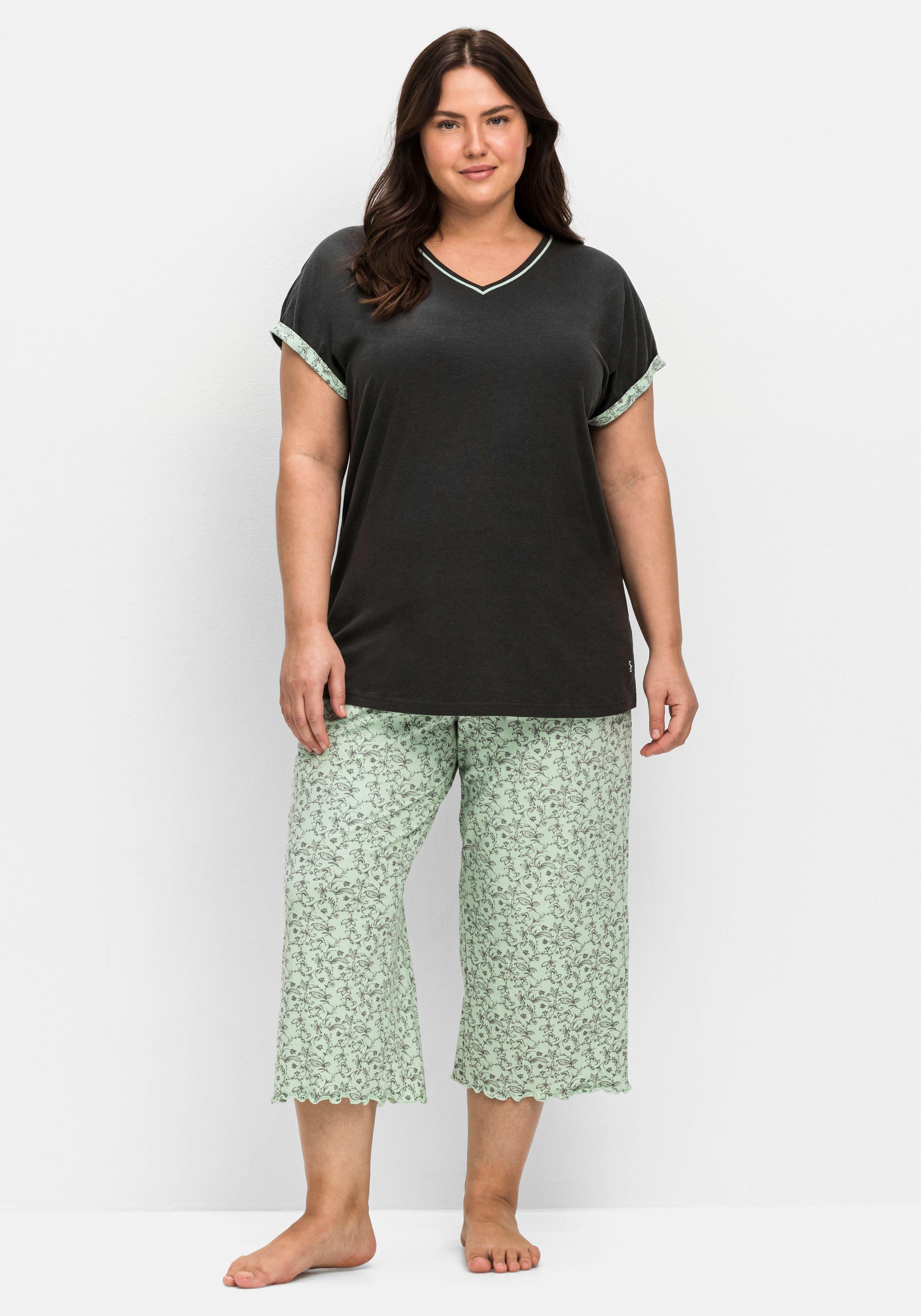 Schlafanzug mit Oversized-Shirt und 3/4-Hose