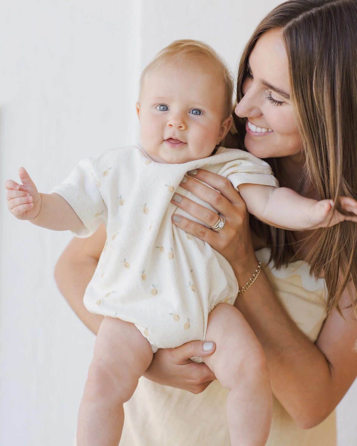 Romper Baby – Løs og Luftig