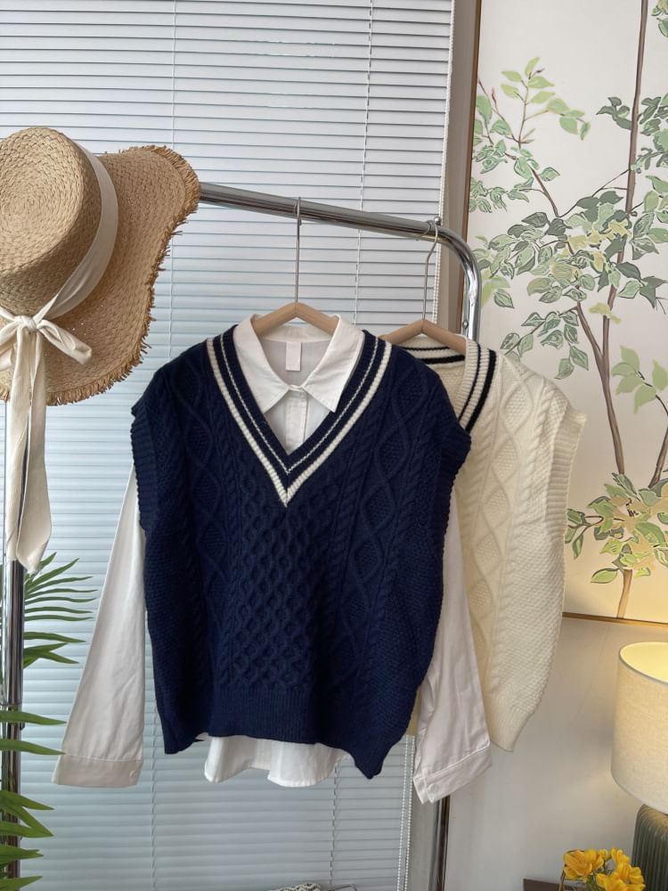 Kawaii Fairyland - V-hals kabelgebreid vest